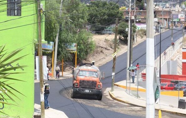 Pavimentación asfáltica del acceso principal a San Mateo