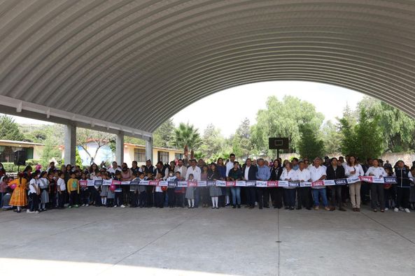 Salvador Jiménez inaugura dos domos