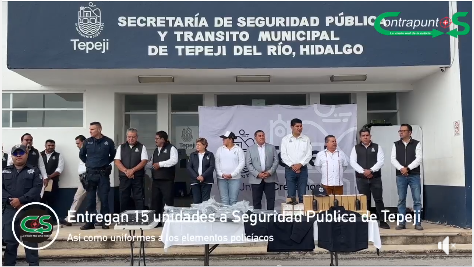 Entrega de unidades y uniformes a Seguridad Pública de Tepeji.