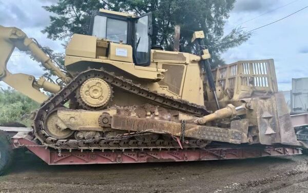 EN CATEO FGR ASEGURA MAQUINARIA Y TRACTOACMIONES EN TEPEJI DEL RÍO, HIDALGO