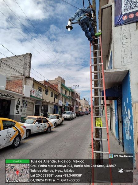 Cambian alumbrado público en Tula de Allende