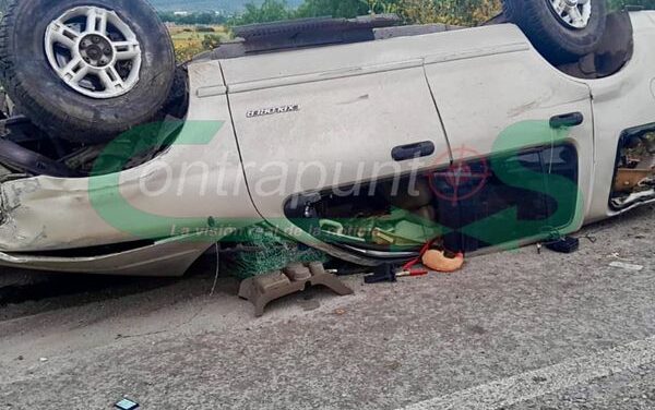 Una persona sin vida y dos lesionadas fue el saldo de un accidente registrado entre dos vehículos en la carretera Jorobas Tula a la altura de Praderas del Potrero.