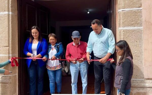 Alcalde inaugura Exposición de Arte Popular de Tula.