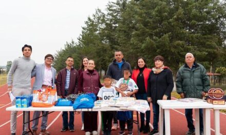 Se llevó a cabo la 23ª Carrera Atlética “A Jugar con la Familia” en Tepeji