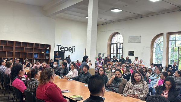 Capacitan a funcionario de Tepeji para atender a personas con discapacidad