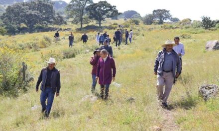 Tania Valdez realizó un recorrido por el Área Natural Protegida ubicada en el Cerro Lobo en la comunidad de San Ildefonso