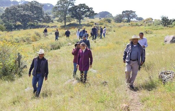 Tania Valdez realizó un recorrido por el Área Natural Protegida ubicada en el Cerro Lobo en la comunidad de San Ildefonso