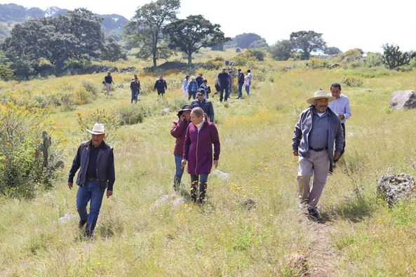 Tania Valdez realizó un recorrido por el Área Natural Protegida ubicada en el Cerro Lobo en la comunidad de San Ildefonso