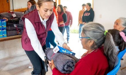 Continúa entrega de apoyos del programa “Jornada contra el frio” en Tepeji