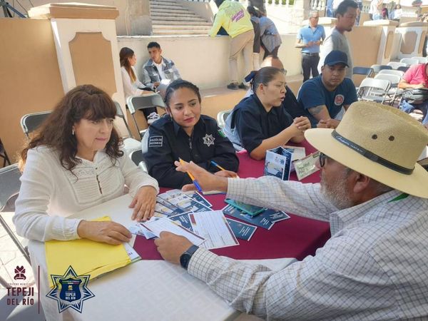 Seguridad Pública atiende de manera directa a la población