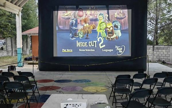 Caamtroh fomenta la convivencia mediante «Cine en tu comunidad»