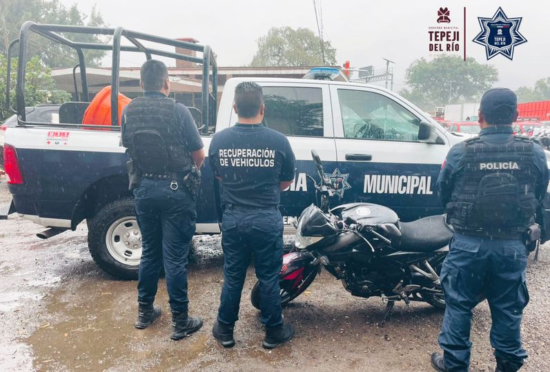 Recuperan motocicleta con reporte de robo en Tepeji