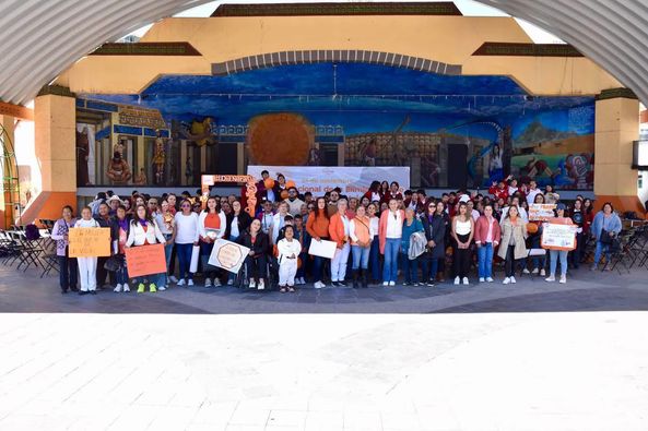 En Tula de Allende realizan marcha pacífica en el marco del Día Internacional para la Eliminación de la Violencia contra Mujeres y Niñas