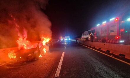 Bomberos de Tula de Allende sofocan incendio registrado en Arco Norte