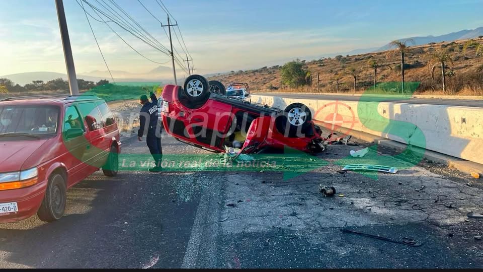 PC Tepeji atiende acciente registrado en la carretera Tula Tepeji