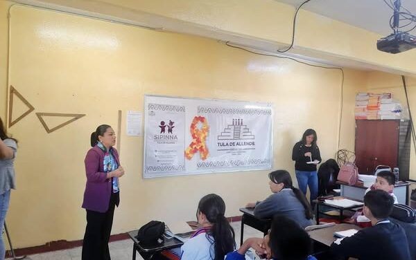 Imparten pláticas y talleres para erradicar la violencia hacia las mujeres en escuelas de Tula de Allende