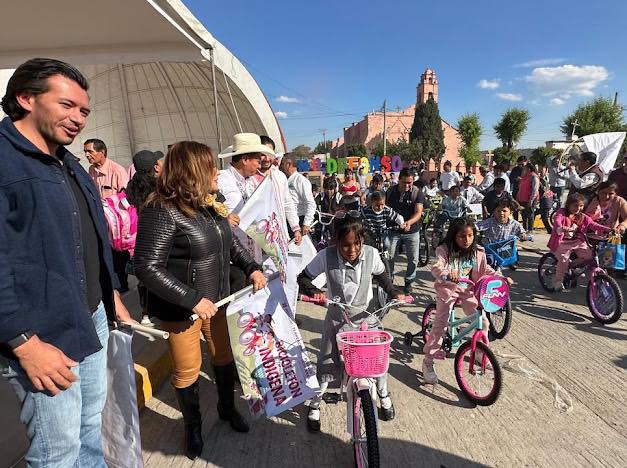 Cientos de niñas y niños de pueblos originarios de Hidalgo, se benefician con Bicicletón Indígena 2024