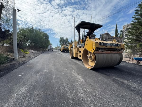 Avances en Infraestructura en #AtotonilcoDeTula: Pavimentación en Calle Emiliano Zapata, Cañada