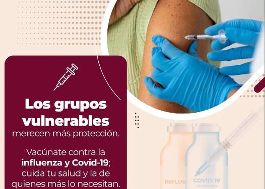 Personas adultas mayores e infancias son parte de los grupos vulnerables que necesitan vacunarse contra la influenza y Covid-19 para mantener un buen estado de salud.