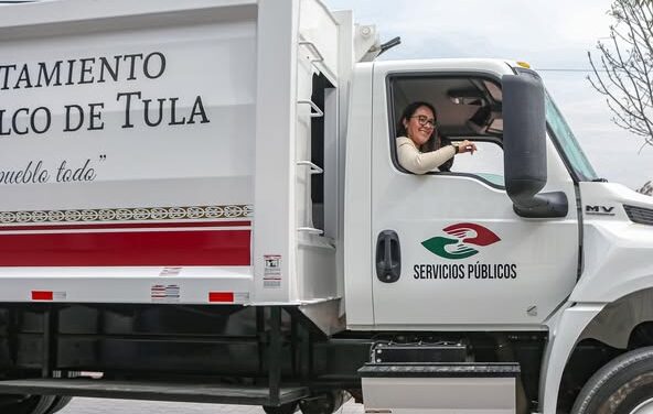 Entrega de Parque Vehicular para Servicios Públicos y Protección Civil de Atotonilco de Tula