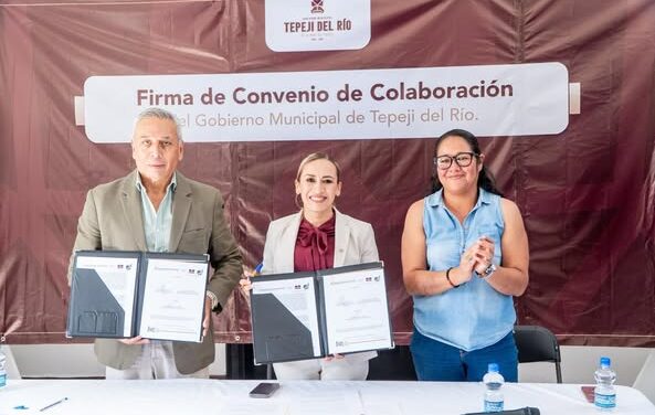 Tepeji avanza hacia la certeza jurídica del suelo con firma de convenio con INSUS