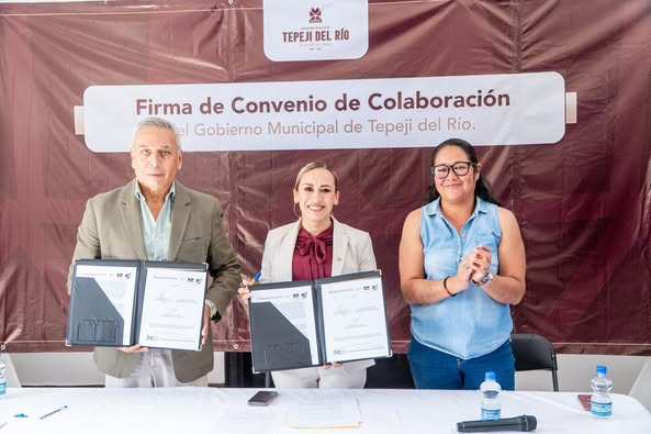 Tepeji avanza hacia la certeza jurídica del suelo con firma de convenio con INSUS