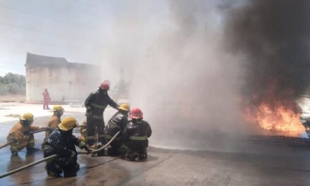 Bomberos fortalecen 𝐜𝐚𝐩𝐚𝐜𝐢𝐭𝐚𝐜𝐢𝐨́𝐧 𝐞𝐧 𝐜𝐨𝐦𝐛𝐚𝐭𝐞 𝐜𝐨𝐧𝐭𝐫𝐚 𝐢𝐧𝐜𝐞𝐧𝐝𝐢𝐨𝐬 𝐜𝐨𝐧 𝐚𝐩𝐨𝐲𝐨 𝐝𝐞 𝐥𝐚 𝐑𝐞𝐟𝐢𝐧𝐞𝐫𝐢́𝐚 𝐌𝐢𝐠𝐮𝐞𝐥 𝐇𝐢𝐝𝐚𝐥𝐠𝐨