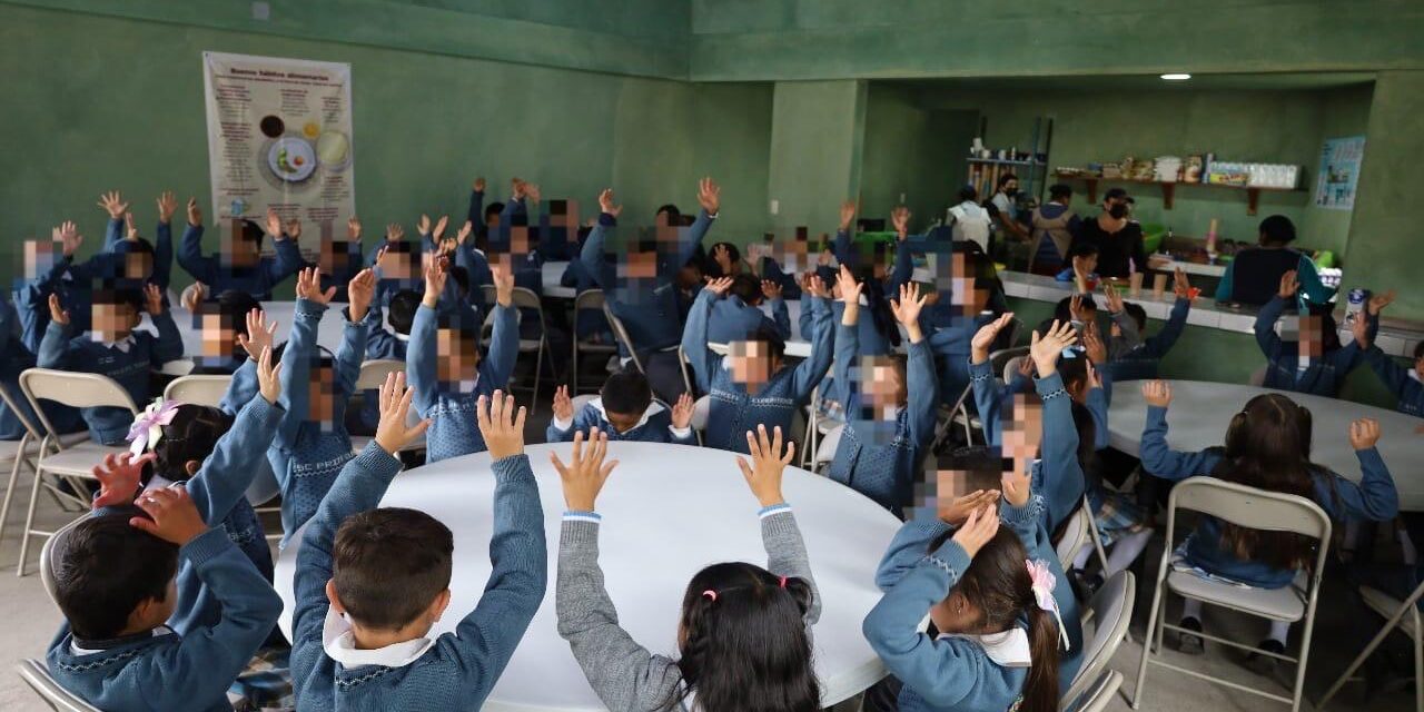 Entrega de equipamiento para comedor escolar en San José Piedra Gorda, con el respaldo del gobierno municipal