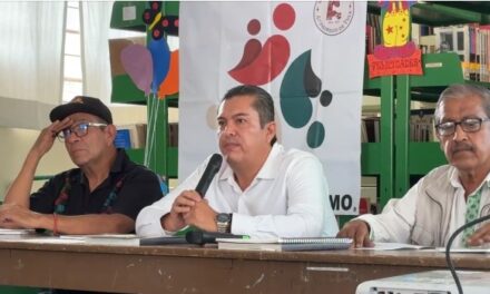 Realizan 𝐅𝐨𝐫𝐨 𝐝𝐞 𝐀𝐧𝐚́𝐥𝐢𝐬𝐢𝐬 𝐋𝐢𝐭𝐞𝐫𝐚𝐫𝐢𝐨 𝐞𝐧 𝐀𝐭𝐨𝐭𝐨𝐧𝐢𝐥𝐜𝐨 𝐝𝐞 𝐓𝐮𝐥𝐚