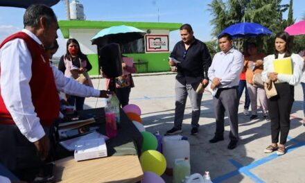 ESTUDIANTES DEL TELEBACHILLERATO DE SANTA ANA ATZCAPOTZALTONGO DESARROLLAN PROYECTOS PRODUCTIVOS QUE IMPULSAN SU APRENDIZAJE