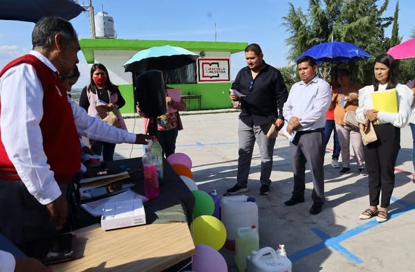 ESTUDIANTES DEL TELEBACHILLERATO DE SANTA ANA ATZCAPOTZALTONGO DESARROLLAN PROYECTOS PRODUCTIVOS QUE IMPULSAN SU APRENDIZAJE