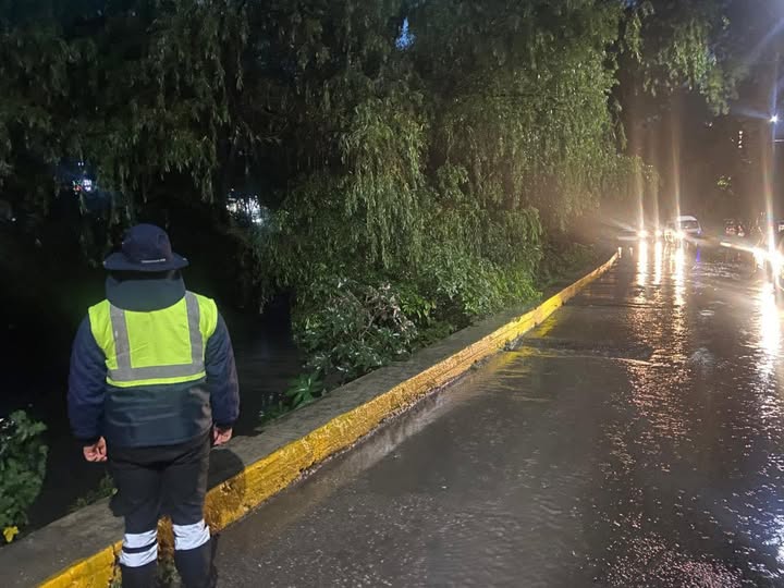 La Unidad Municipal de Protección Civil y Bomberos #TepejiDelRío informa