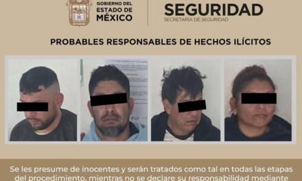 Cuatro personas detenidas por presunto robo a transportista en la autopista México Querétaro.