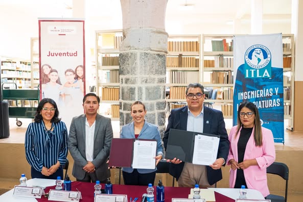 Tania Valdez firma convenio de colaboración con el ITLA
