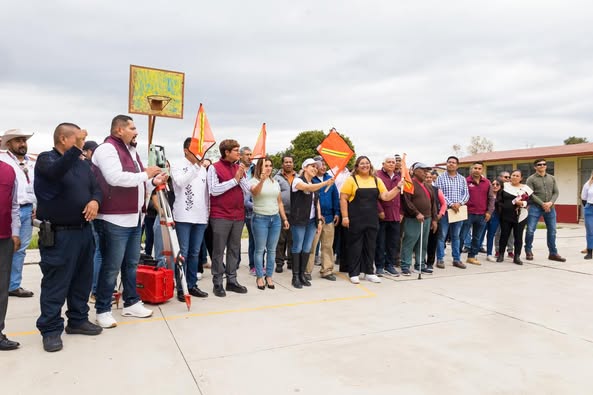 Arranca construcción de arcotecho en la Telesecundaria No. 52 de Cantera de Villagrán