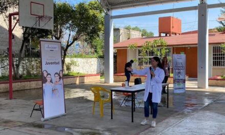 Imparten pláticas preventivas en la Telesecundaria de San Ildefonso
