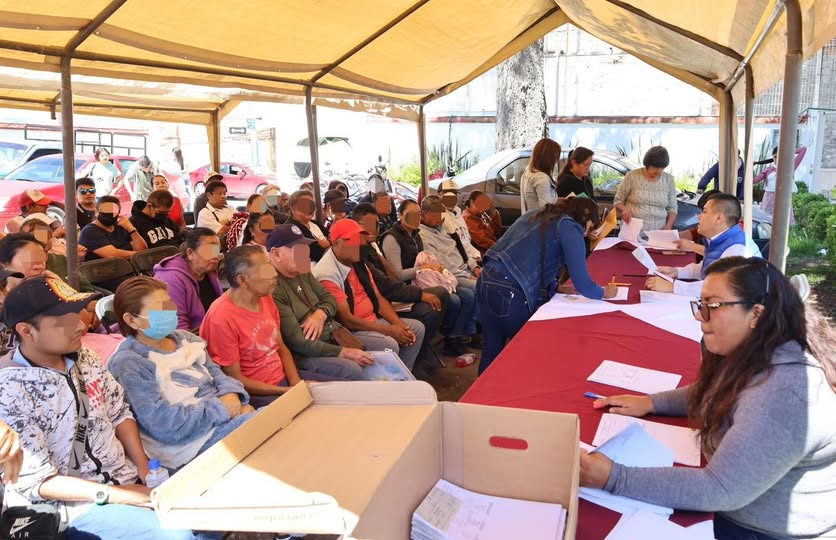 Entregan apoyos económicos del Programa Municipal de Insuficiencia Renal Crónica