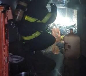 Bomberos Tula atienden incendio residencial en Monte Alegre