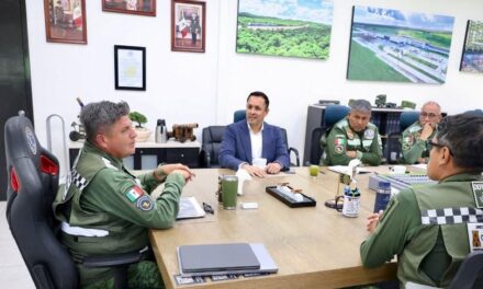 Christian Martinez se reúne con el encargado del del proyecto del tren México – Querétaro