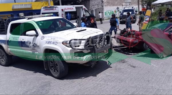Personal de Protección Civil y policías municipales de #AtotonilcoDeTula atendieron un accidente sobre la vía férrea