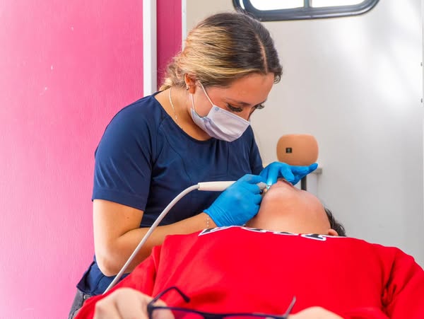 Más de mil apoyos  y servicios fueron otorgados durante las Jornadas de Regreso a Clases 2025 en Tepeji