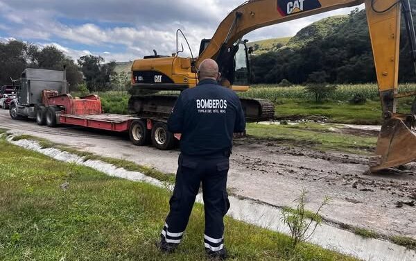 Continúan trabajos de limpieza y desazolve en Tepeji del Río
