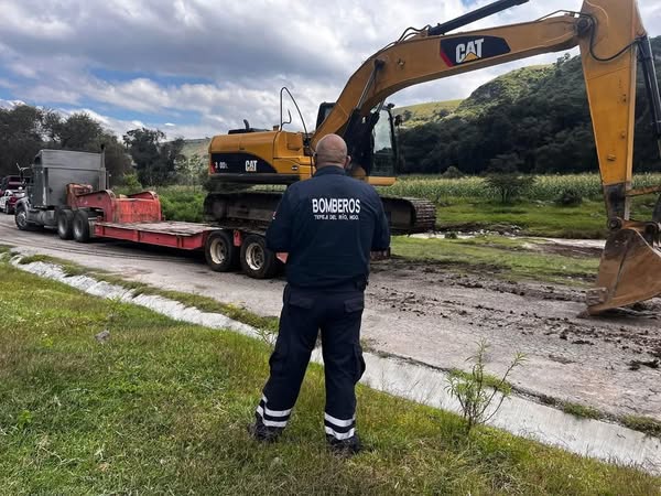 Continúan trabajos de limpieza y desazolve en Tepeji del Río
