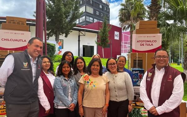 Atotonilco de Tula recibe mobiliario para el EAEyD