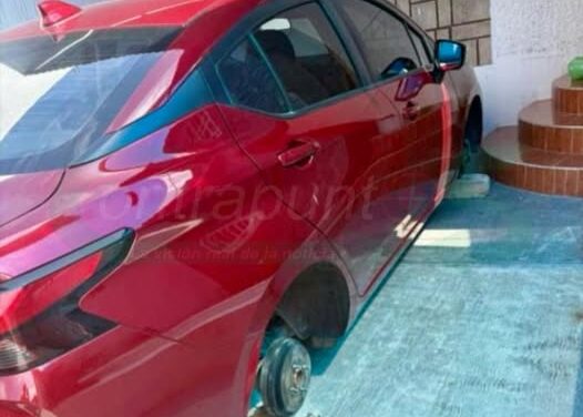 Roban las llantas de un vehículo en Tepeji del Río