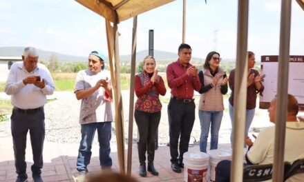 La presidenta Tania Valdez Cuellar da arranque a la construcción de la Casa de Salud en Benito Juárez, Tepeji del Río.