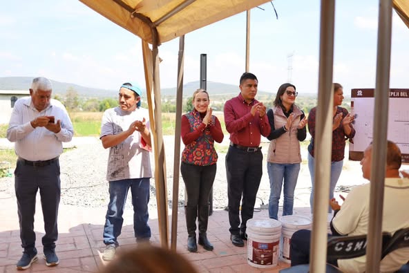 La presidenta Tania Valdez Cuellar da arranque a la construcción de la Casa de Salud en Benito Juárez, Tepeji del Río.