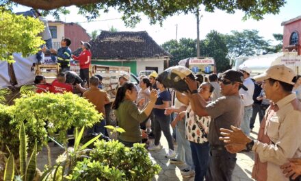 Atotonilco de Tula envía víveres y apoyo a los municipios de Huautla y Pisaflores