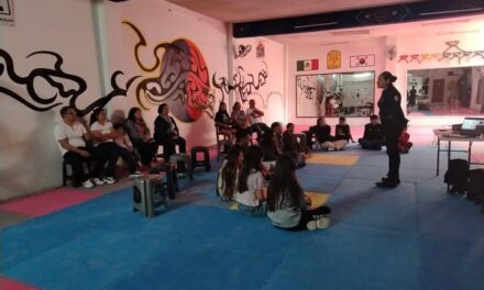 Imparten pláticas preventivas sobre Ciberacoso y Autocuidado en Atotonilco de Tula