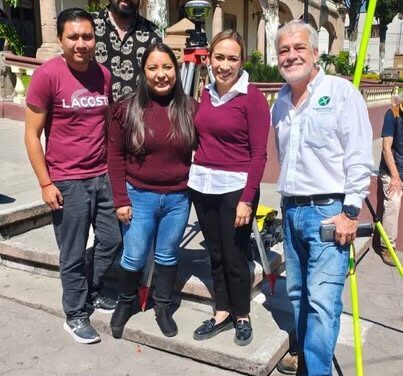 Tepeji del Río recibe equipo topográfico GNSS